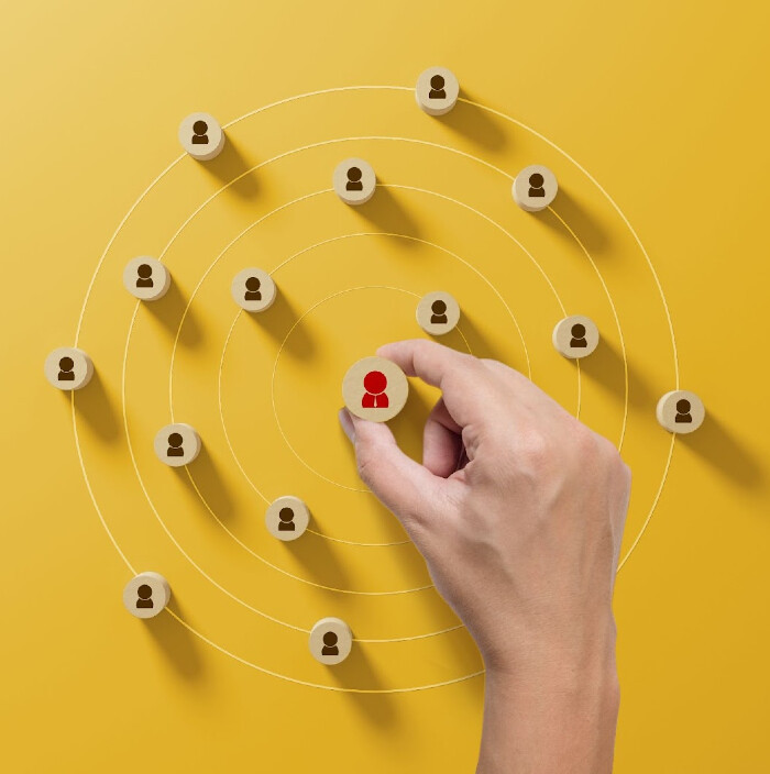 Wo findet Lionstep die passenden Talente?